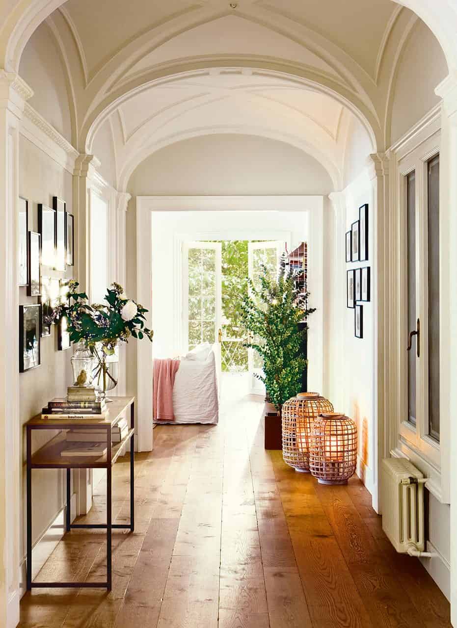 Choose The Right Bright Colors To Enlighten Your Dark Rooms