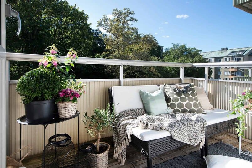 1. Scandinavian Balcony, Stockholm