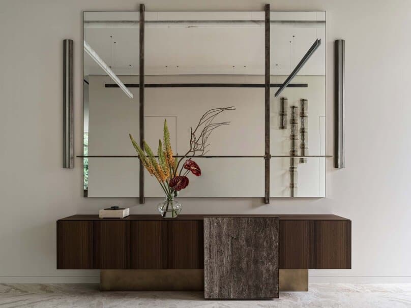 Bright Villa Kyoto by Ekaterina Yakovenko – console with sculptural mirror, Russia