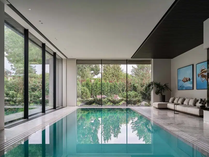 Bright Villa Kyoto by Ekaterina Yakovenko – indoor pool panorama, Russia