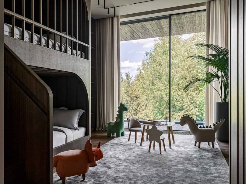 Bright Villa Kyoto by Ekaterina Yakovenko – kids room with bunkbed and play area, Russia