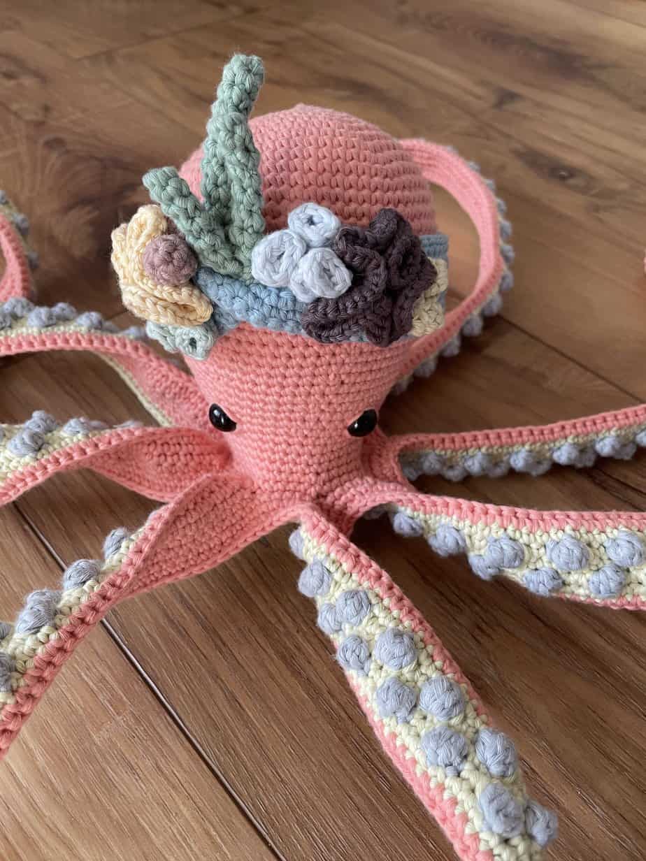 octopus-crochet-pattern-free-pattern-video-tutorial