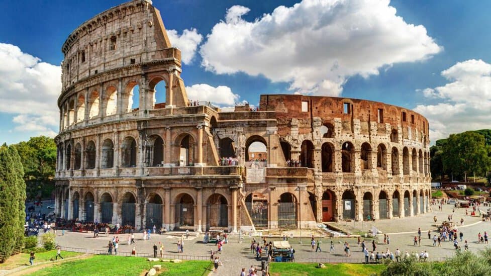 Roman attractions in rome - Travelbyaina.net