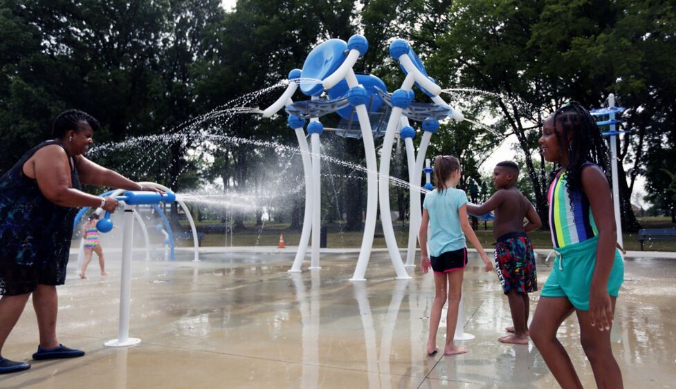 Your Guide to Memphis Pools and Water Parks - Choose901, image size:1784x1028