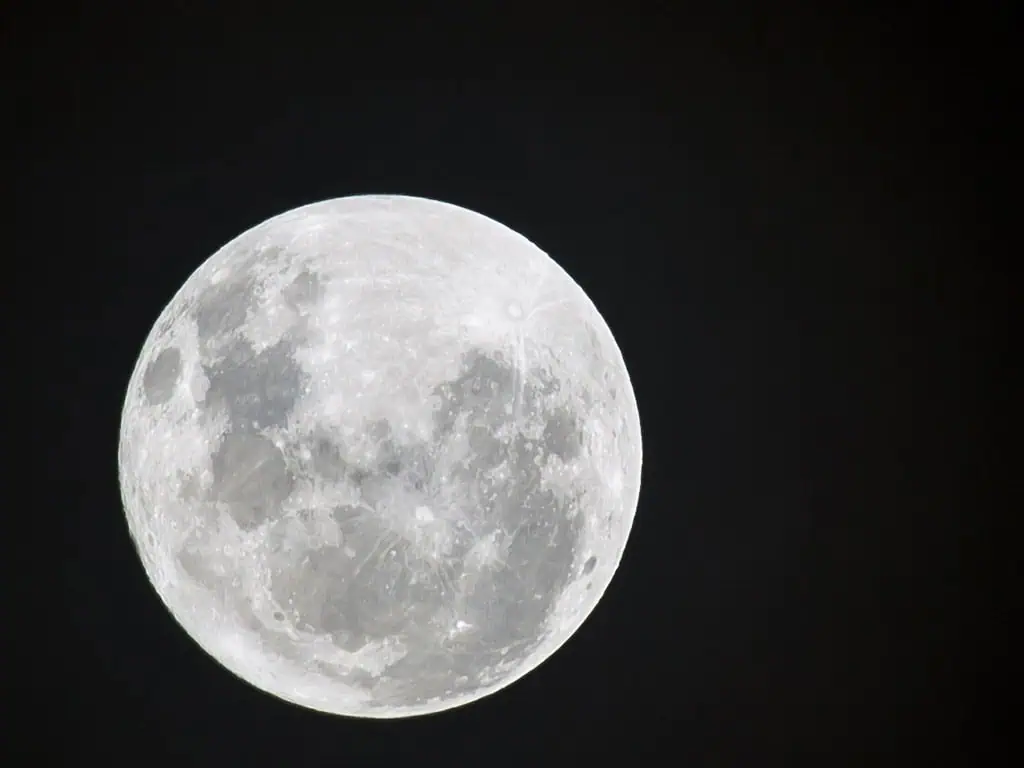 Se demuestra la influencia de la luna sobre las lluvias