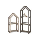 Jardineras de madera en forma de casita, ideales para decorar y organizar en huertos urbanos y jardines. Material natural, resistente y perfecta para productos ecológicos y sostenibles.