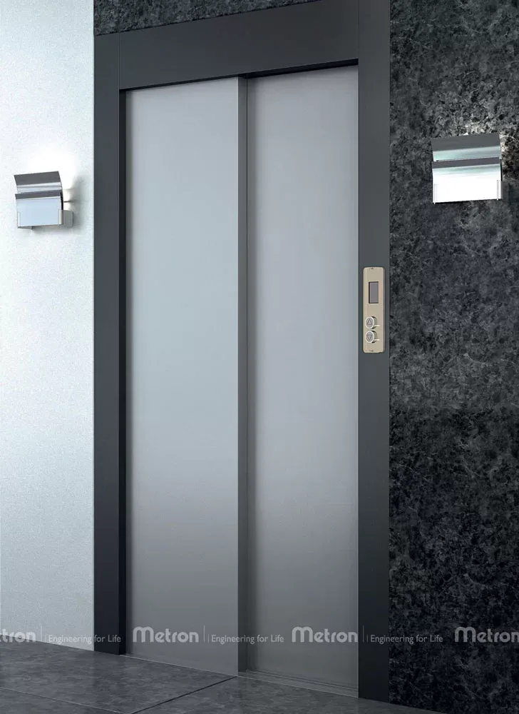 خرابی درب های آسانسور- درب های لولایی 2