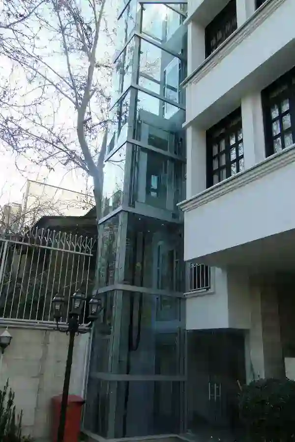 قیمت نصب آسانسور در حیاط