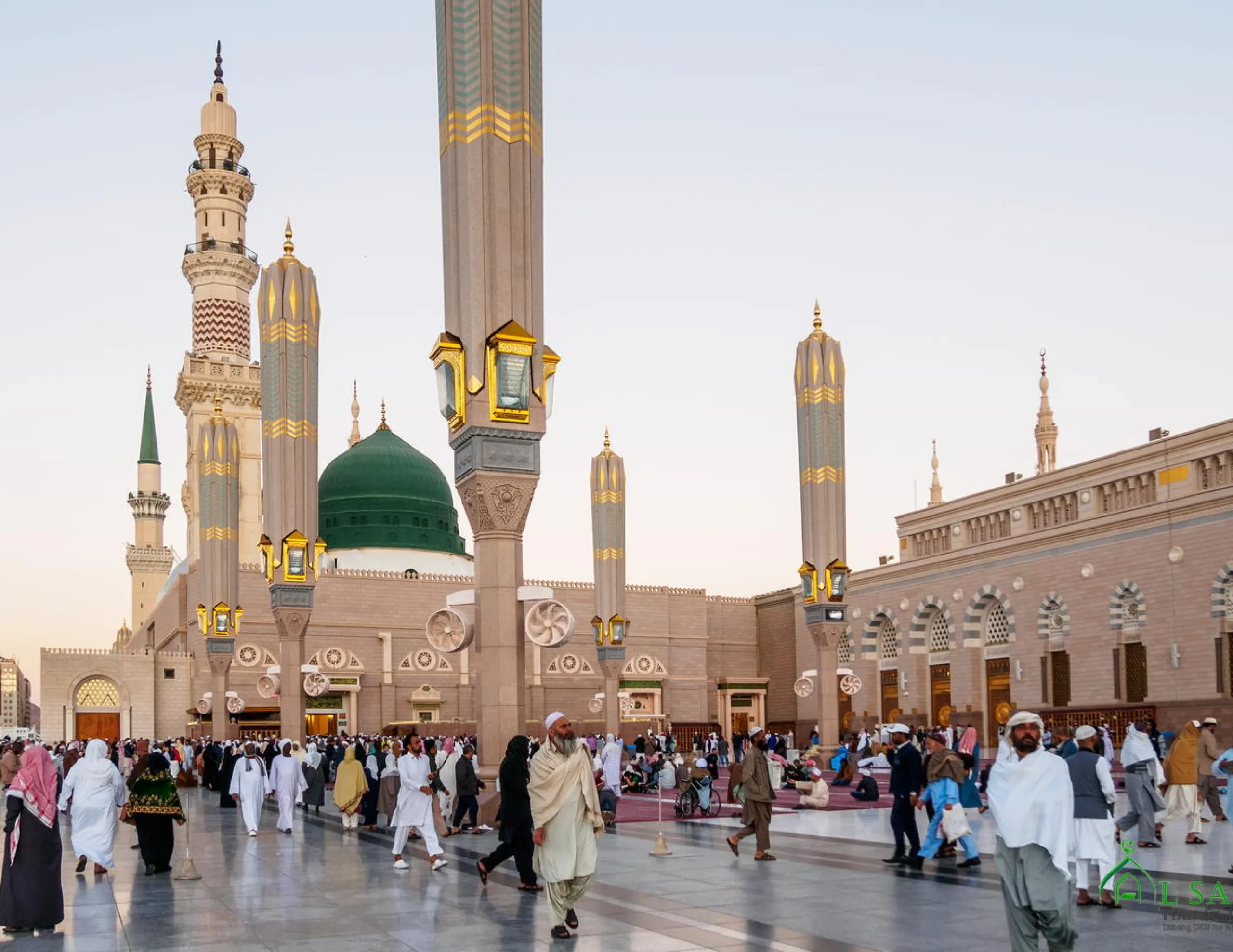 10 Nights 4 Star Umrah Package
