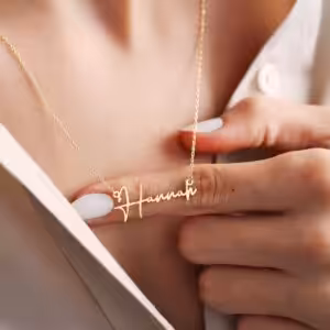 Adoel Custom Name Necklace