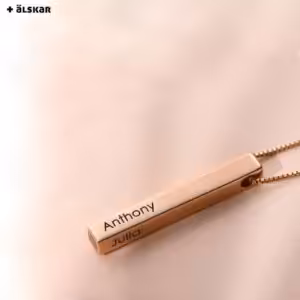 Chloé 4D Bar Necklace