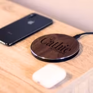Personalised Apple iPhone Android Wireless Wood Charger -15W Fast Charging