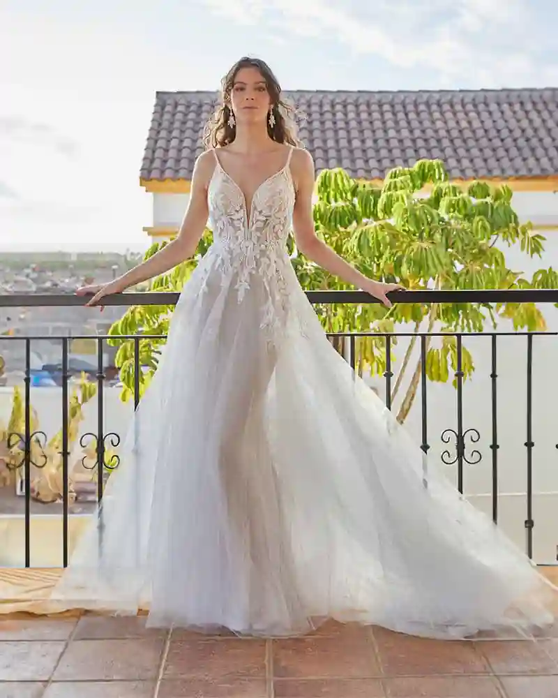 Brautkleider Detail "Sexy"