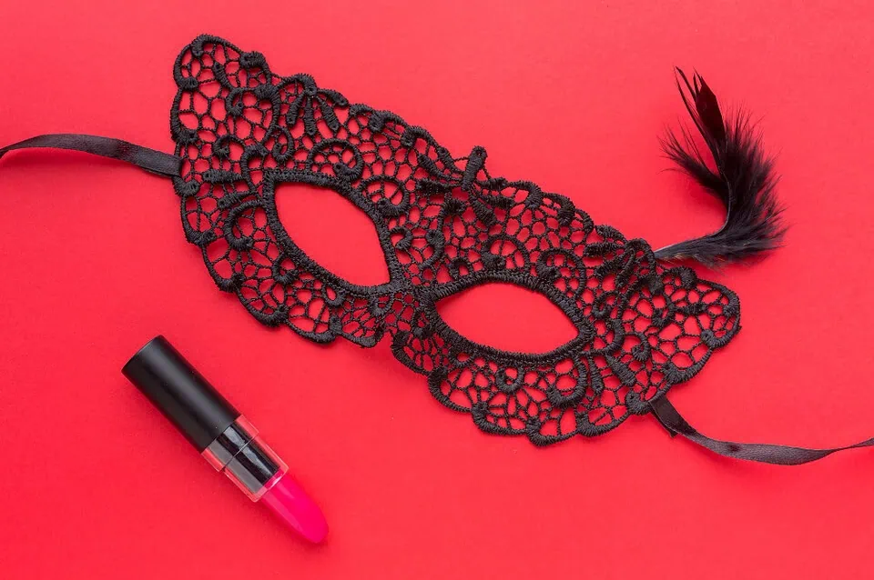 Whiplr Review: Why Some Users Love It While Others Call It a Scam