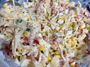 Wypasiona sałatka na każdą okazję - F9B5891B 8E8E 4DD0 8D7A 0F40BE9913BA scaled e1759218013941