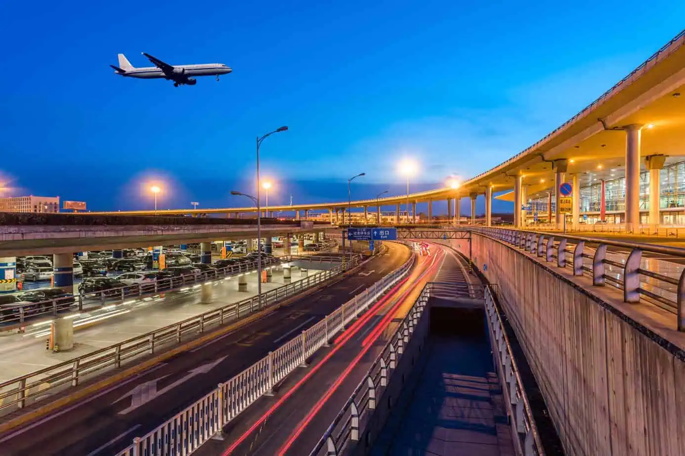 Beijing logs 8.3 million border entry, exit trips in H1