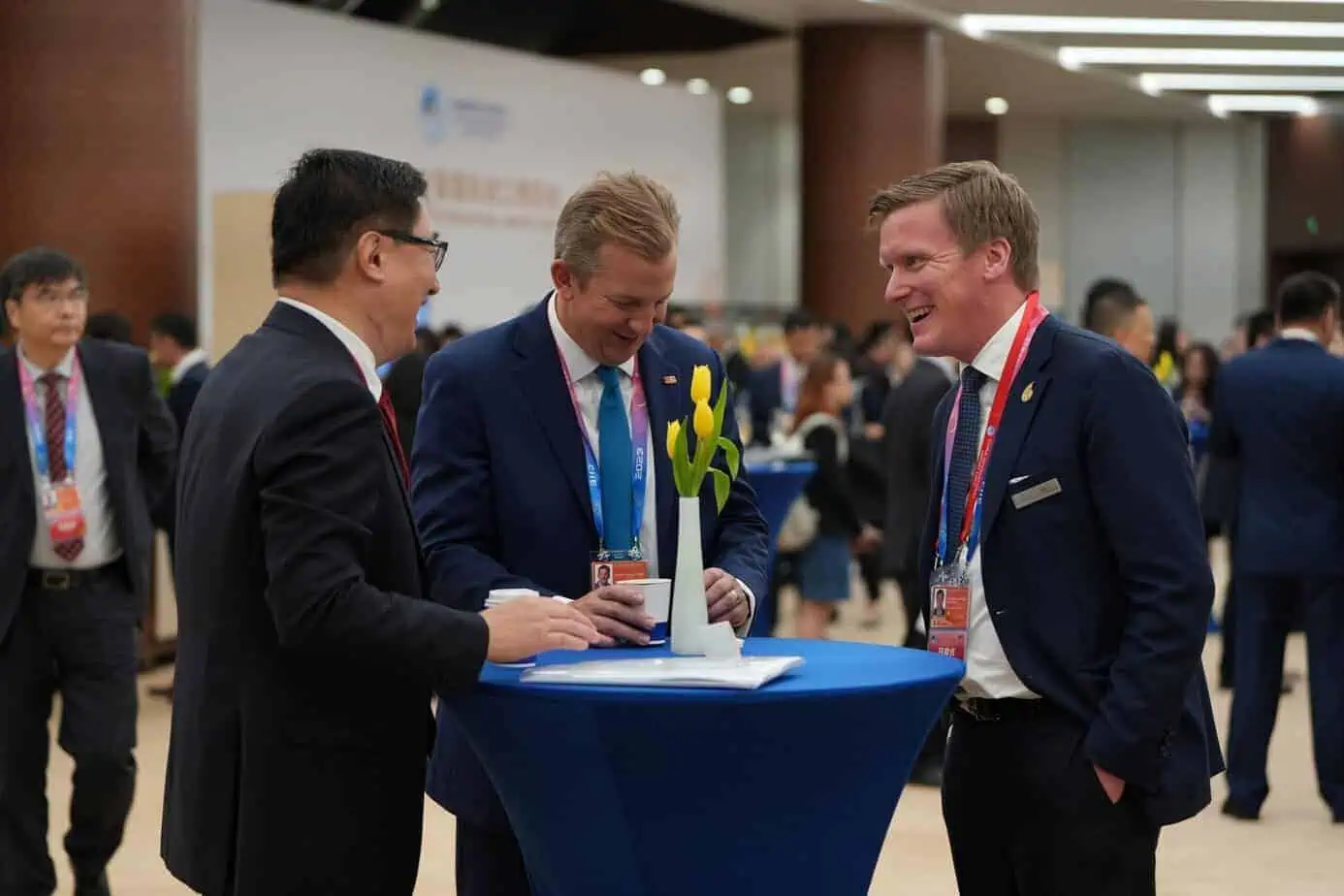 Representatives gathered at 2023 CIIE & HQF GALA.