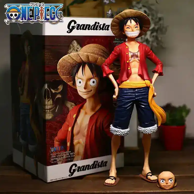 פסל לופי One Piece במלוא הדרו