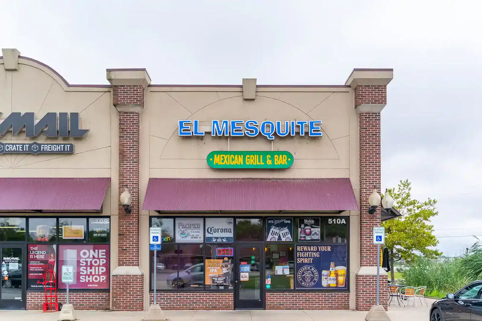 restaurant
