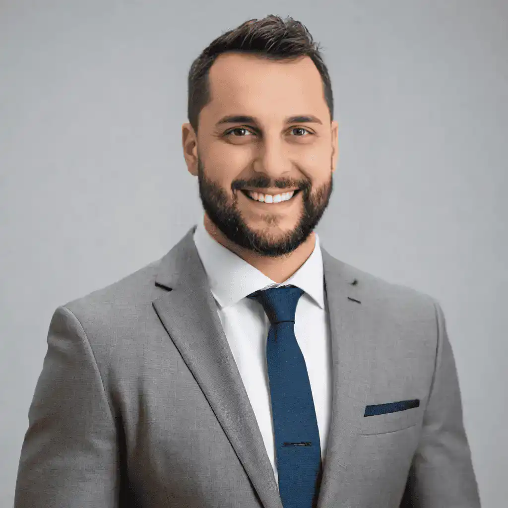 josh shampo headshot