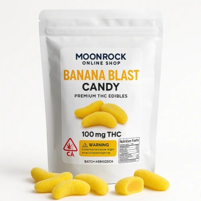 Banana Blast Candy – Premium THC Edibles by Moonrock Online Shop in resealable child-resistant pouch, labeled 100mg THC, California cannabis warning symbol, Prop 65 warning, batch #BB1025CA, nutrition facts, and sugar-dusted banana-shaped THC candies on white background