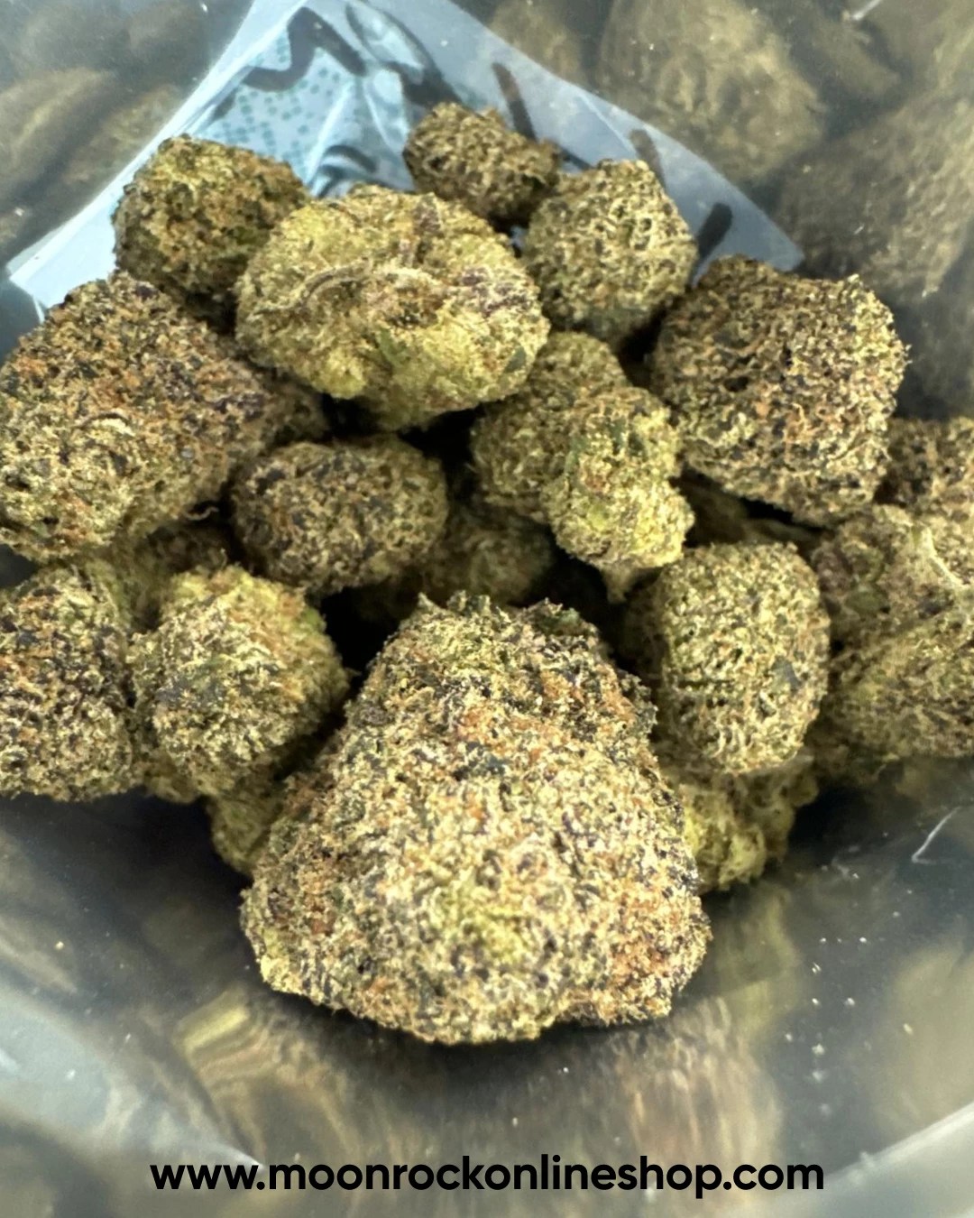 “Vlone Runtz 2025 hybrid strain for creative focus – Lab-tested 28% THC with tropical flavor