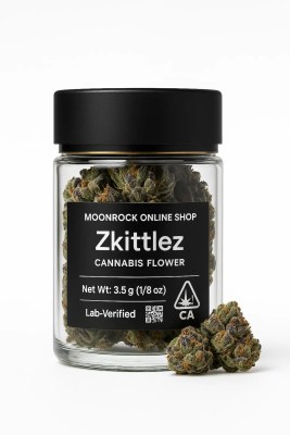 Zkittlez cannabis flower in a clear jar with matte black lid, front label showing Net Wt 3.5 g and CA THC symbol, with two frosty buds displayed on pure white — Moonrock Online Shop.