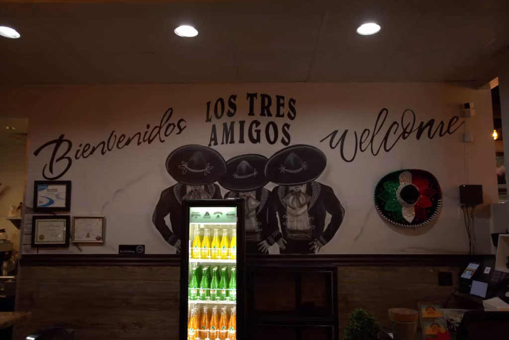 Los Tres Amigos