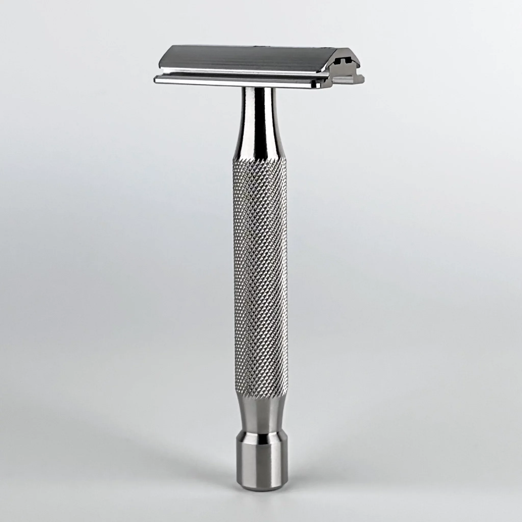 Traditional Razors – Maxwell June