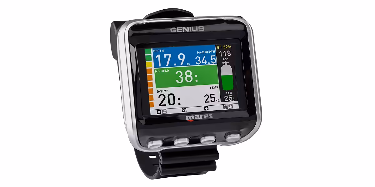 Montre de plongée Mares Genius affichant profondeur, température et autonomie pour explorations sous-marines.