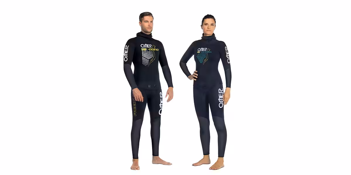 Combinaisons de plongée pour explorations sous-marines, adaptées à toutes les conditions maritimes.