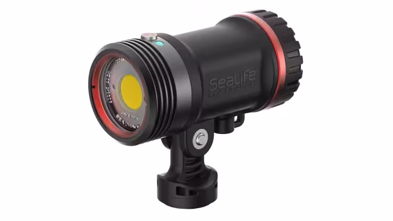 Projecteur sous-marin SeaLife, idéal pour la photographie et vidéo en milieu aquatique.