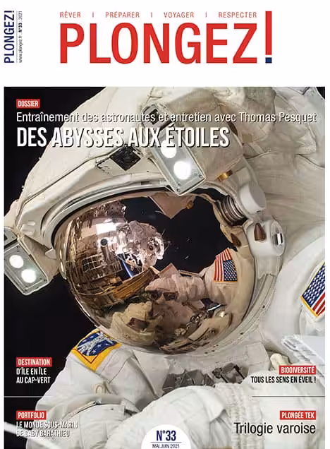 Découvrez l'entraînement des astronautes pour explorer les profondeurs marines et spatiales, un voyage entre deux mondes f...