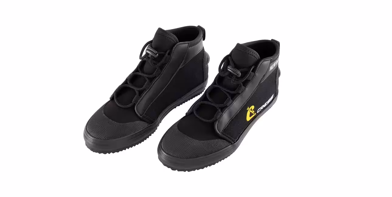 Les bottillons Malmo offrent confort et protection pour vos aventures de plongée, alliant style et fonctionnalité marine.