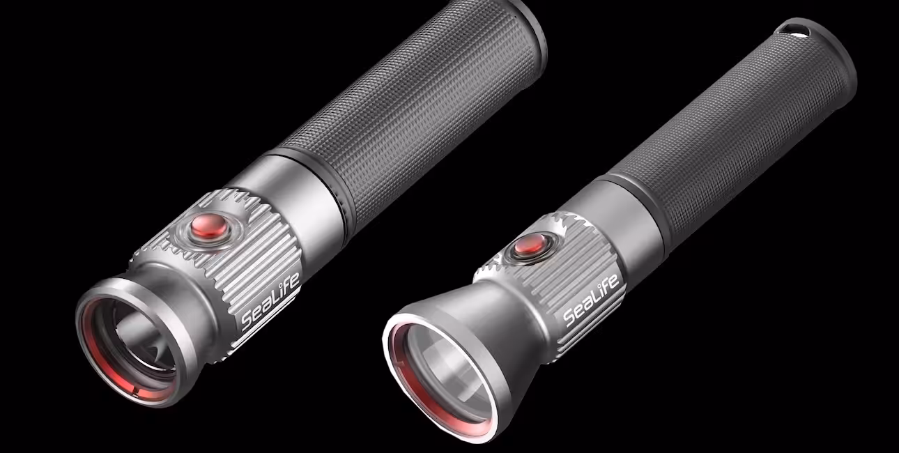 Les lampes SeaLife Sea Dragon Mini sont idéales pour explorer les profondeurs marines avec une lumière puissante et compacte.