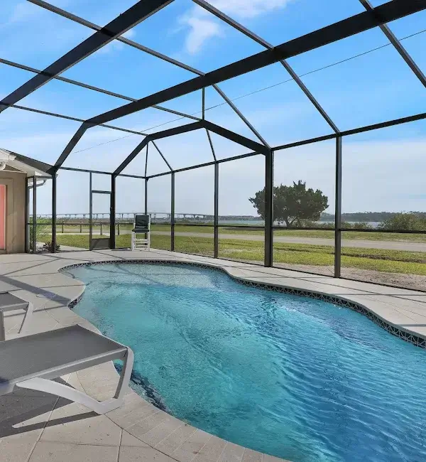 St. Johns County Patio Enclosure Specialists Silver Leaf screen enclosures
