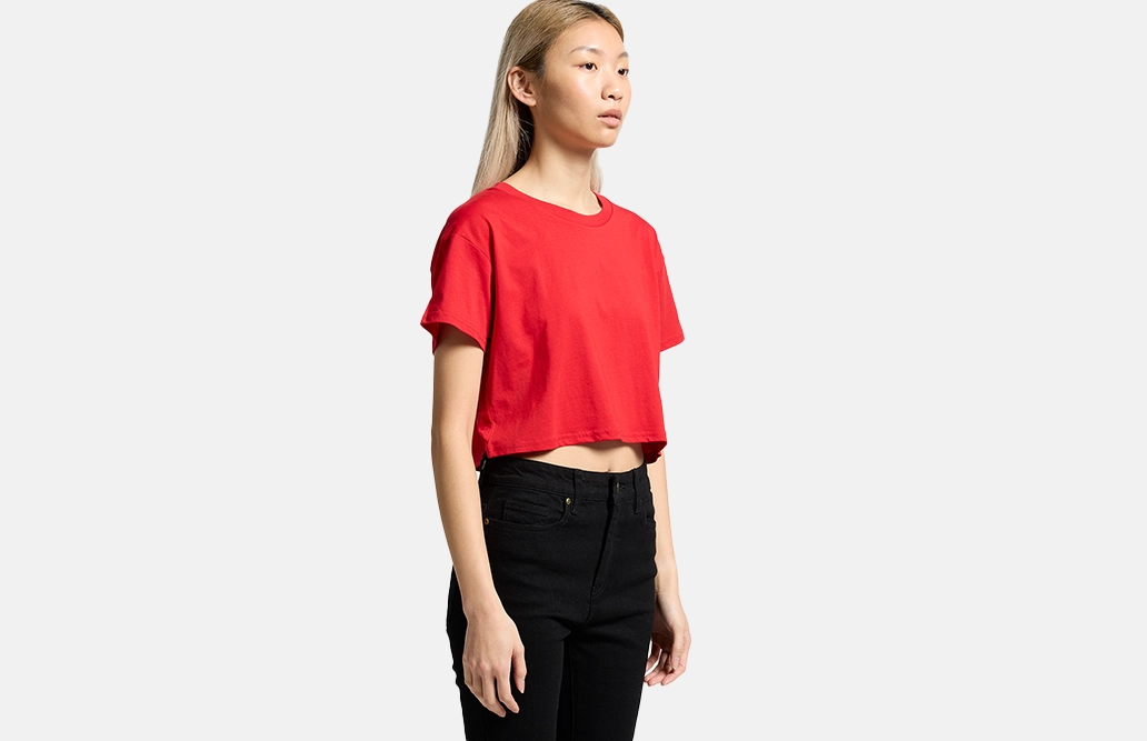 4062_CROP_TEE_TURN