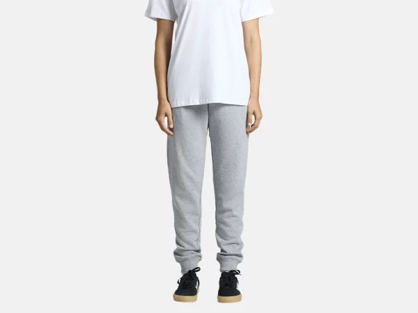 4920_PREMIUM_TRACKPANTS_FRONT