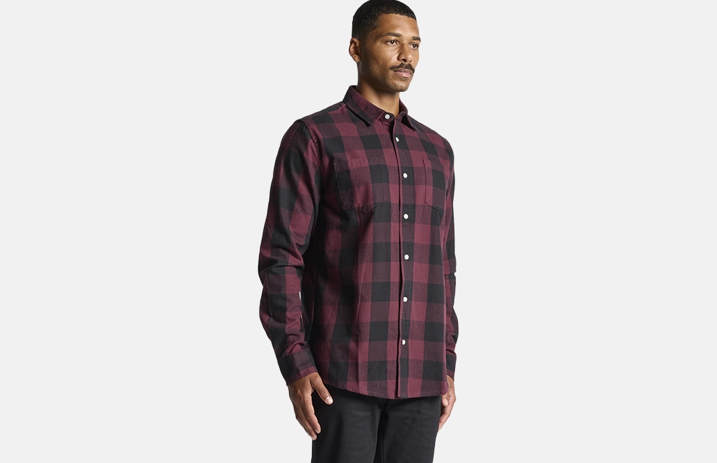 5417_CHECK_SHIRT_TURN