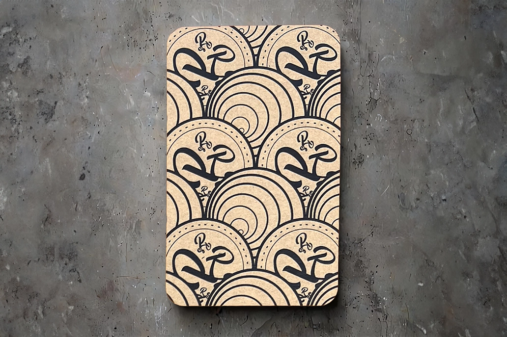 Kraft business card in 4 round corners