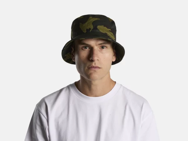 1117C_CAMO_BUCKET_HAT_TURN