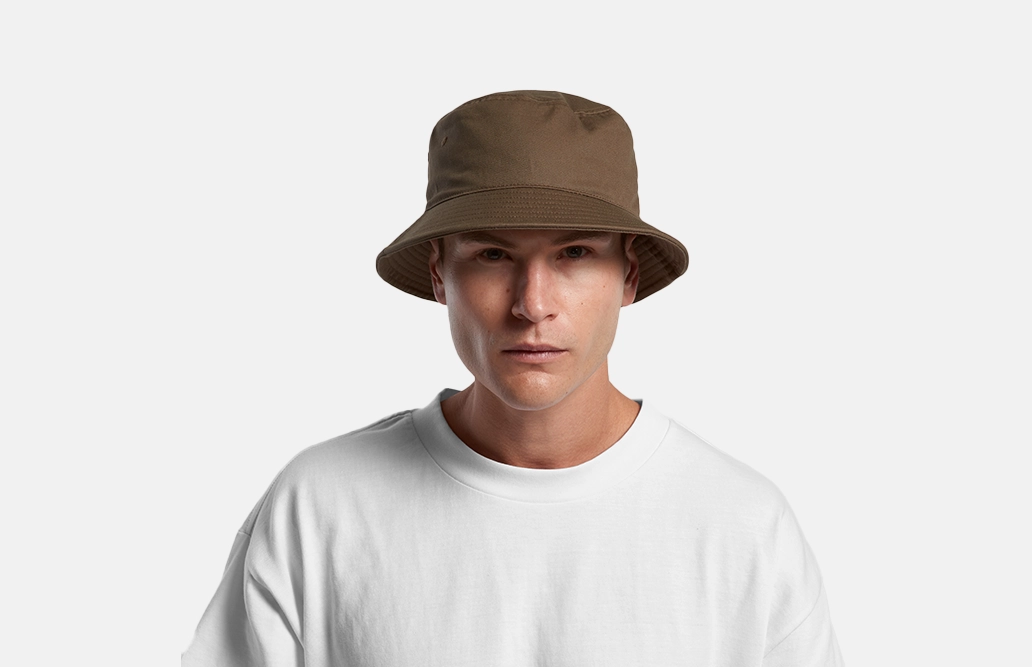 1117_BUCKET_HAT_TURN