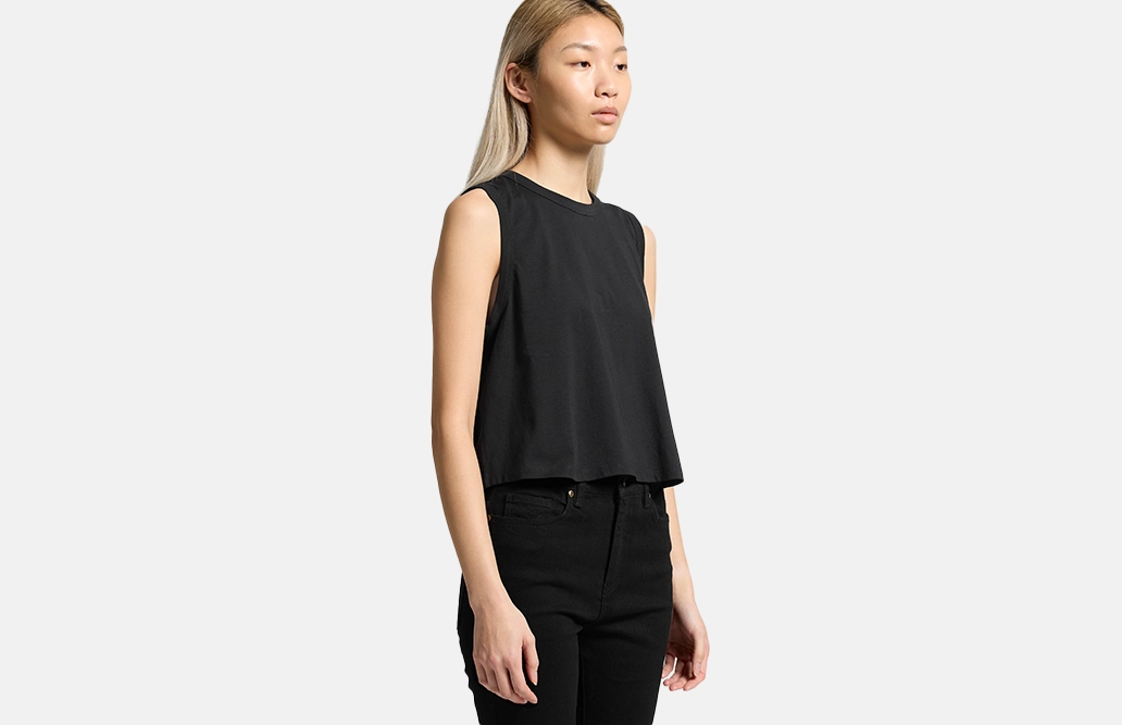 4091_MARTINA_CROP_TANK_TURN