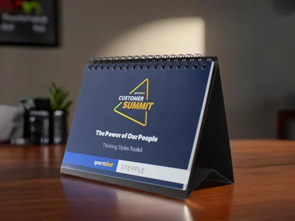 Desktop flip calendar