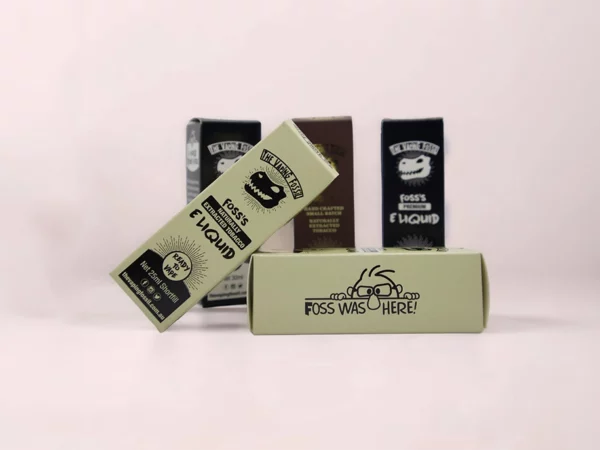 E liquid boxes with gold foil