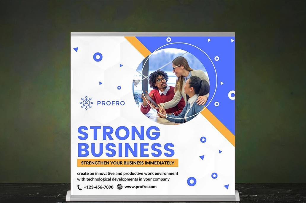 Extra wide pull up banner