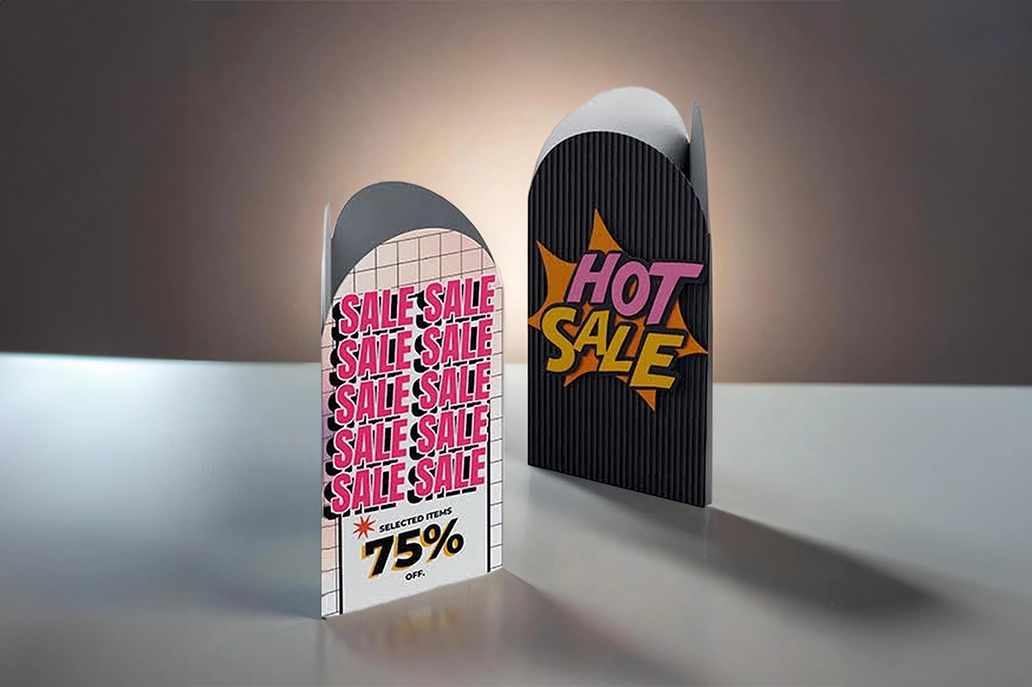 Half circle shape table tent card