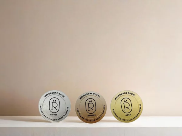 Gold and silver bopp roll labels