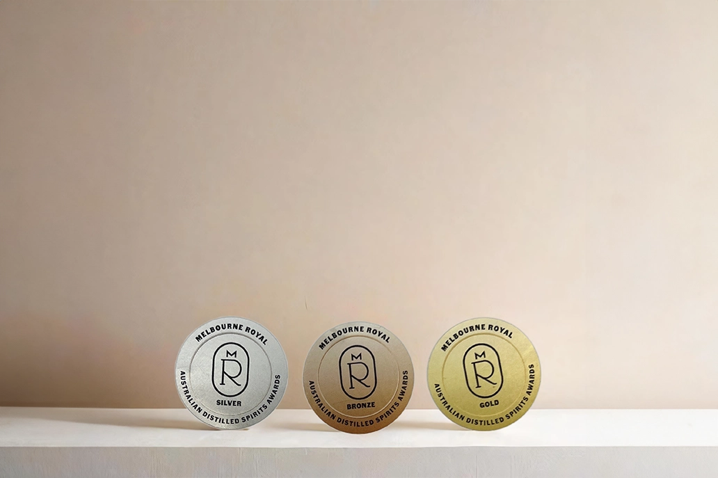 Gold and silver bopp roll labels