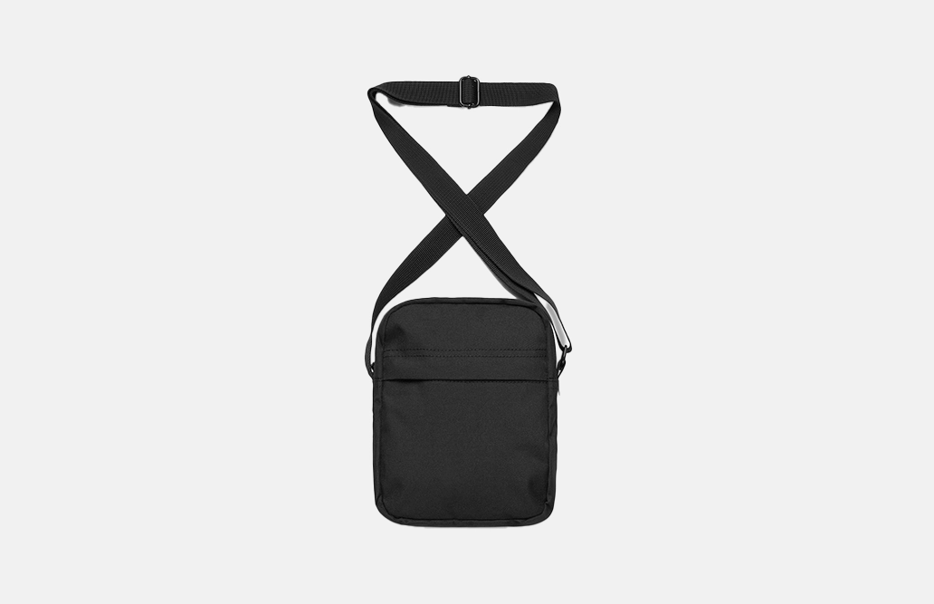1016_FLIGHT_BAG_FRONT